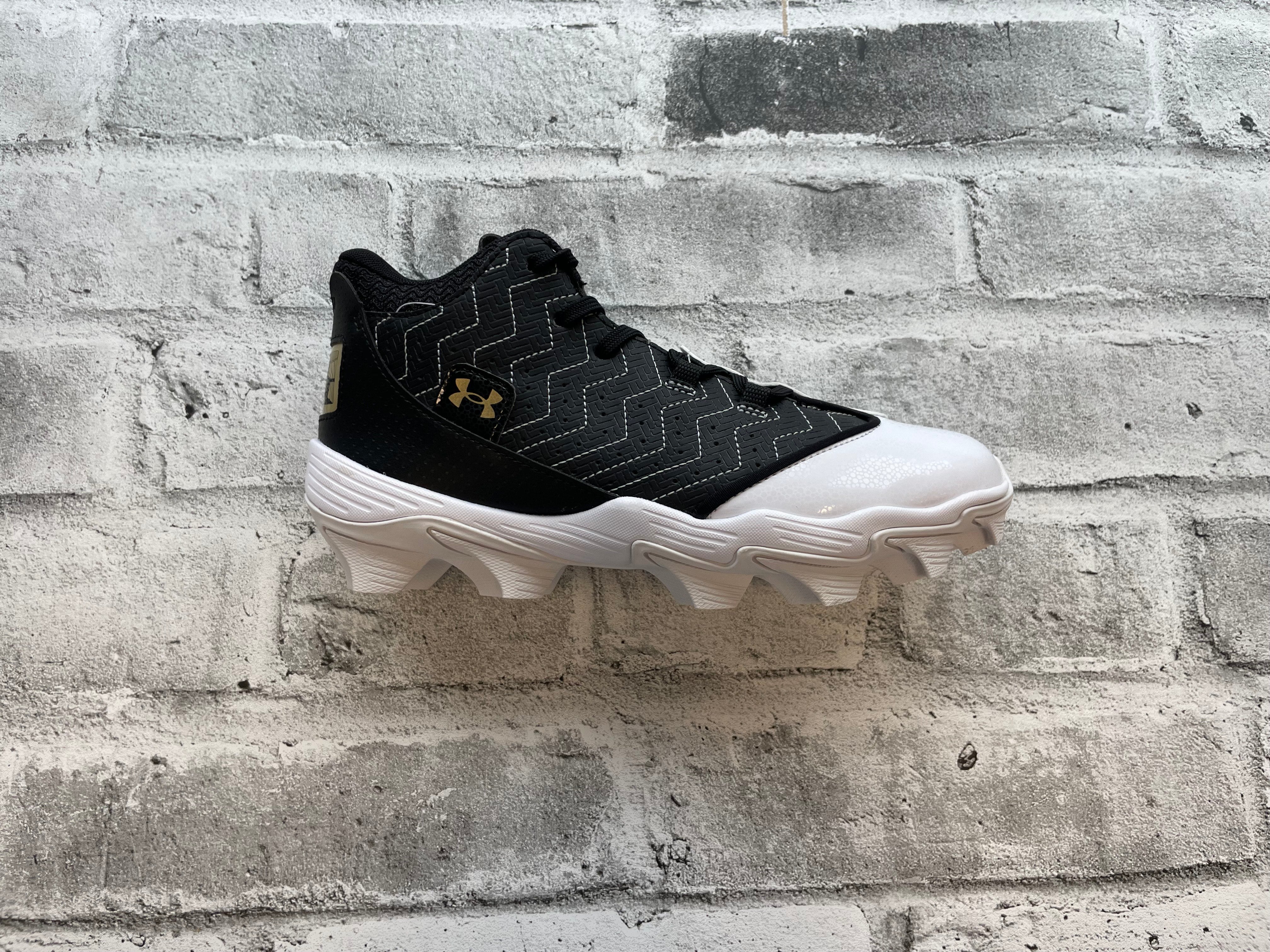 Baseball UA Harper 9 RM JR Cleats