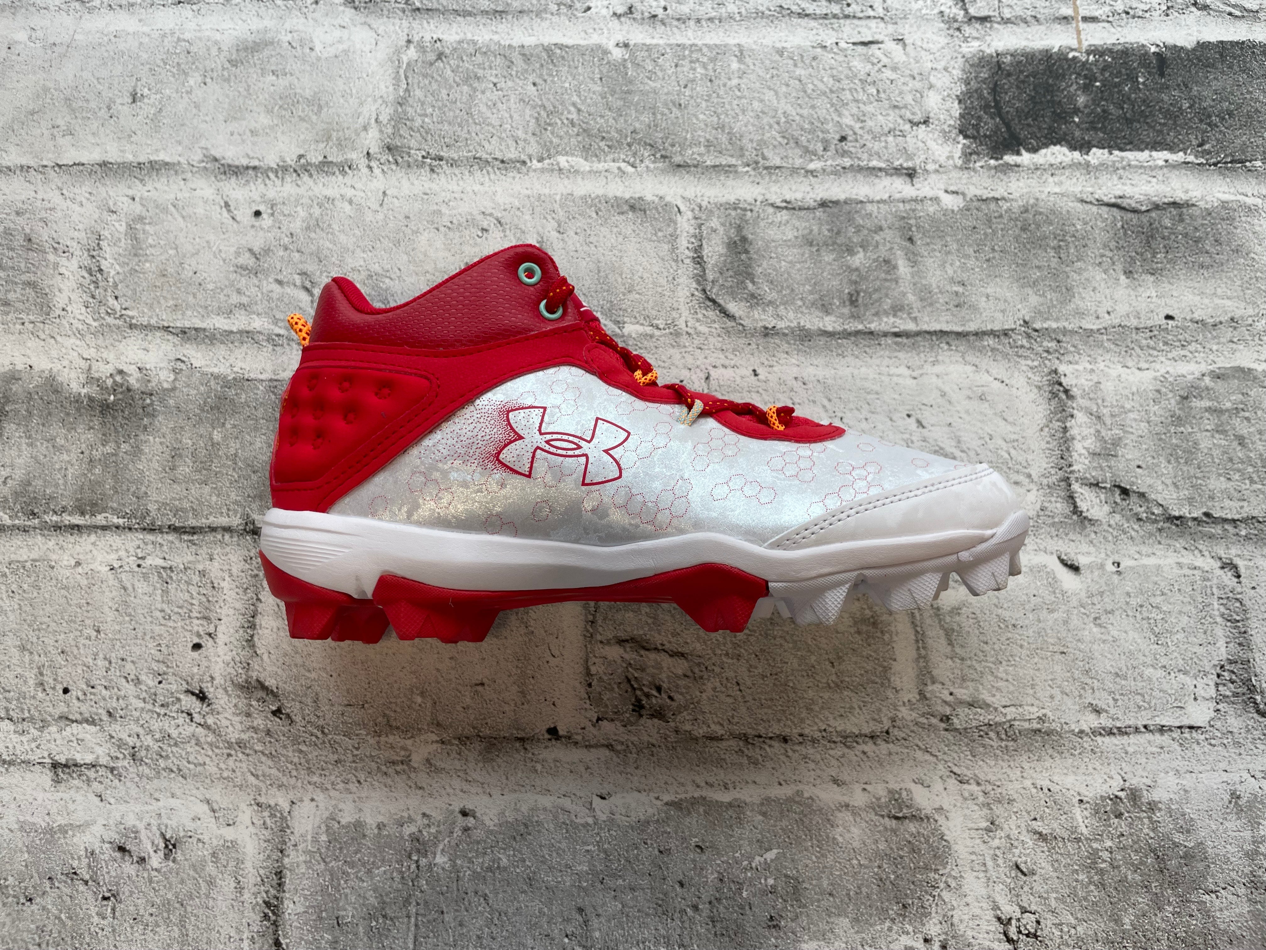 Baseball UA Harper 8 MID RM Cleats