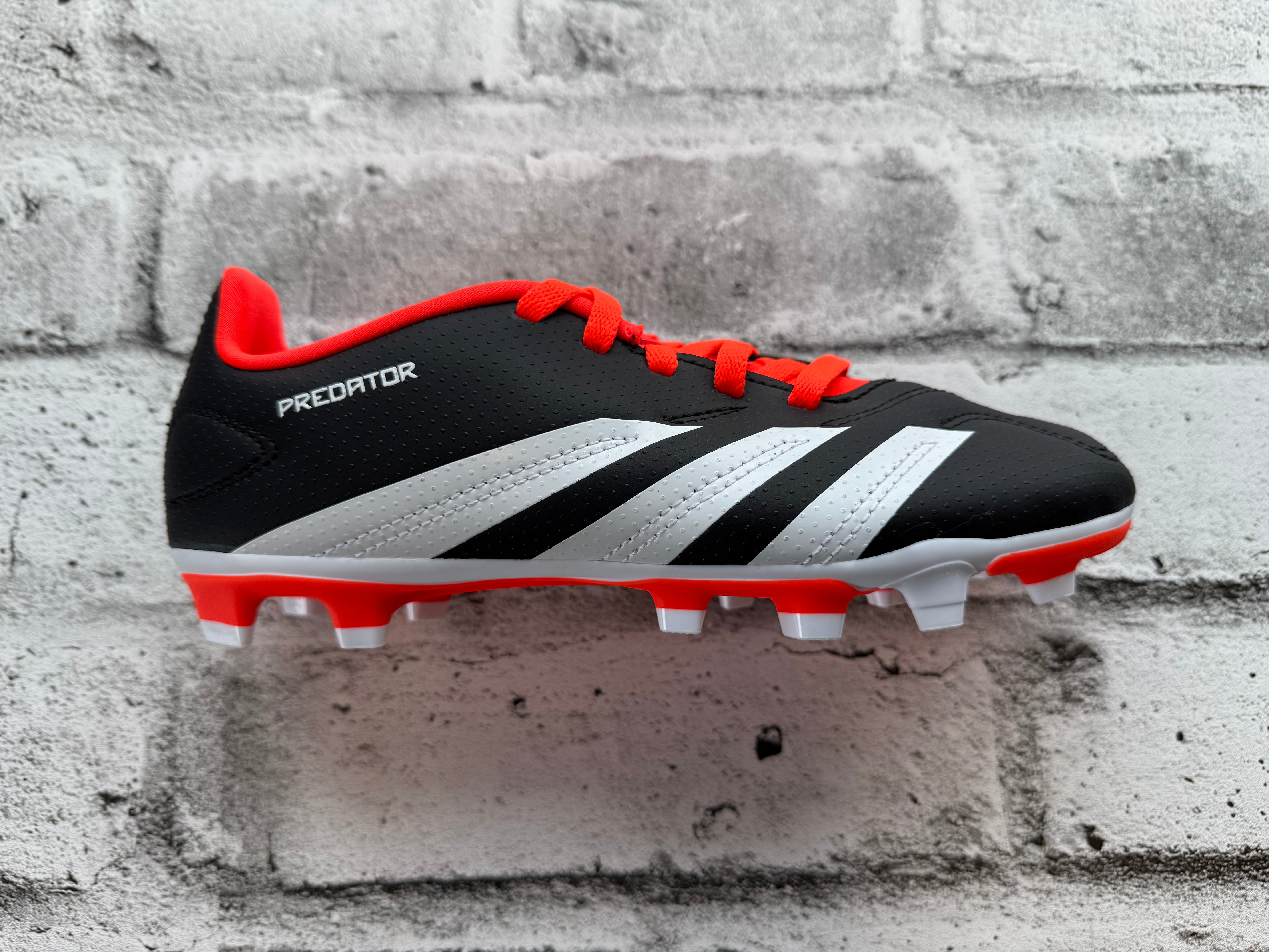 Soccer Adidas Predator Club L FXG