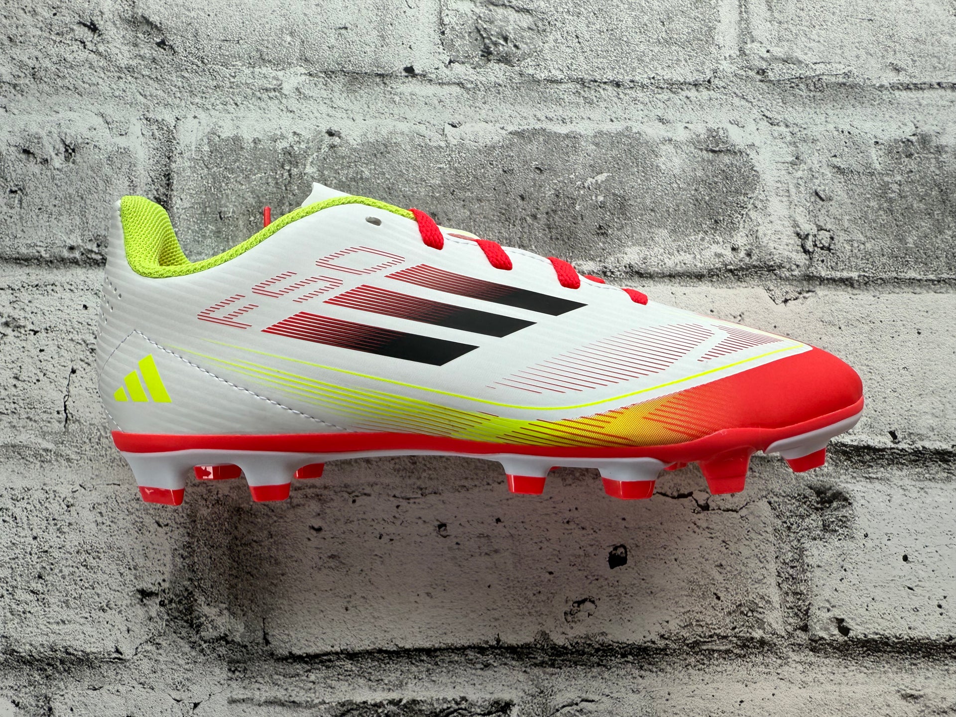 Soccer Adidas F50 Club FG/MG JR Cleats